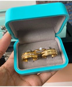 Par De Alianças Aço Cirúrgico Banhado A Ouro 18k - 8mm Modelo Sther