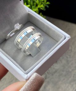 Alianças de Namoro em Prata 950 5mm | Modelo Eloisa | Lisas com Dois Frisos Laterais Diamantados | Semi Anatômicas