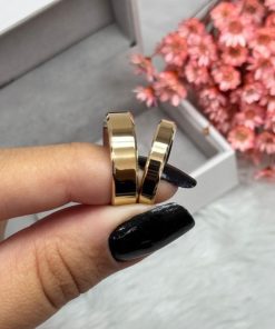 Alianças de Casamento 4mm e 6mm | Modelo Kassia 2 | Semi Anatômico | Chanfrado Liso | Moeda Antiga Banhada a Ouro 18K