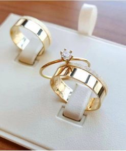 Alianças de Casamento 8mm | Modelo Noemia | Moeda Antiga Banhada a Ouro 18K