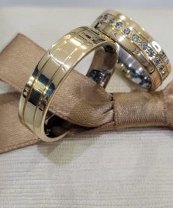 Alianças de Casamento 6mm Anatômico com 2 Frisos Laterais – Feminina com 15 Pedras de Zircônia (Meia Volta)