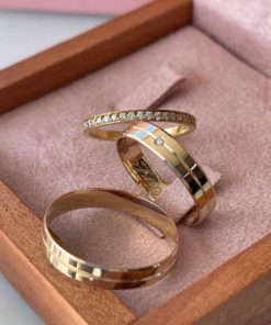 Alianças de Casamento 4mm | Com Aparador Cravejado de Zircônia | Semi Anatômico | Ideal para Noivado e Casamento