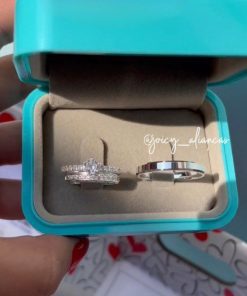 Alianças de Namoro em Prata 950 | Modelo Sarah | 3mm Chanfrado | Semi Anatômico | Feminina com 15 Pedras de Zircônia (Meia Volta)