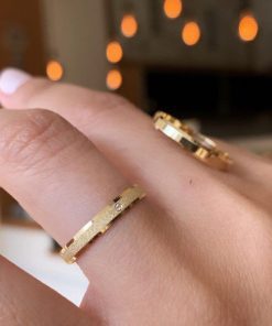 Alianças de Casamento 3mm | Modelo Aila | Semi Anatômico | Feminina com Pedra de Zircônia Central