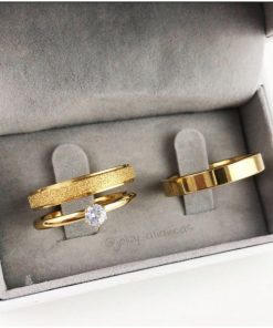 Par De Alianças Aço Cirúrgico Banhado A Ouro 18k 4mm - cod978