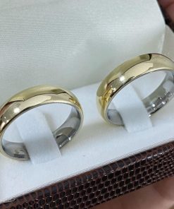 Alianças de Casamento Ouro 10K com Revestimento em Aço 5mm | Modelo Tradicional Redondo Liso Anatômico