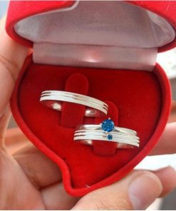 Alianças de Namoro em Prata 950 3mm | Modelo Dora | Diamantado com 2 Frisos Laterais | Semi Anatômico