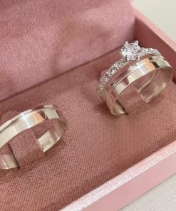 Alianças de Namoro em Prata 950 5mm | Modelo Noah | Liso Polido com 1 Friso Lateral | Semi Anatômico