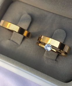 Alianças de Casamento | Par de Alianças em Aço Cirúrgico Banhado a Ouro 18K – 4,5mm Reto Anatômico