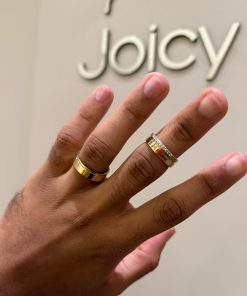 Alianças de Casamento 6mm | Modelo Helena | Feminina com 15 Pedras Meia Volta | Masculina com Friso Lateral