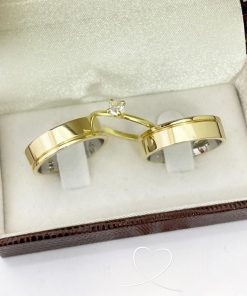 Alianças de Casamento Ouro 10K com Forro em Prata 6mm | Polida com 1 Friso Lateral