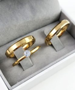 Alianças De Noivado e Casamento Banhado A Ouro 18k- 4mm Chanfrado