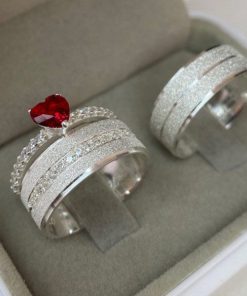 Alianças de Namoro em Prata 950 8mm | Modelo Duda | Diamantado com 2 Frisos e Lateral Baixa | Anatômico