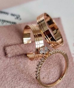 Alianças de Casamento 6mm | Modelo Cinthia | Com 2 Frisos Laterais