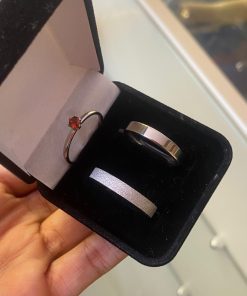 Alianças Finas De Namoro Prata Em Aço Cirúrgico 4mm Diamantado