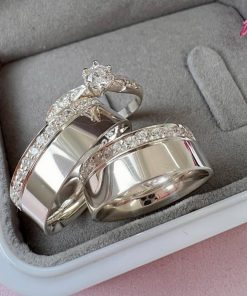 Alianças de Namoro em Prata 950 7mm | Modelo Duani | Anatômica | Com 15 Pedras de Zircônia em Meia Volta | Anel Solitário Opcional