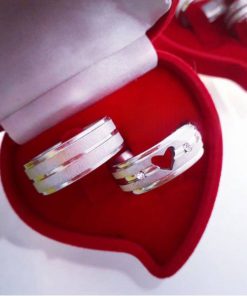 Par De Alianças Prata Em Aço Cirúrgico 8mm Fosco- Feminino C/ Coração Vazado