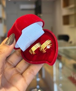 Alianças de Casamento 6mm | Friso Central Largo Diamantado com Aliança Masculina Lisa Semi Anatômica