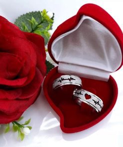 Alianças De Namoro 8mm Batimentos Com Coração Diamantado