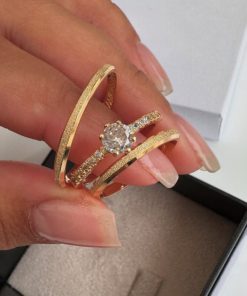 Alianças Finas de Casamento 2mm | Modelo Diamantado com Acabamento Chanfrado | Moeda Antiga Banhada a Ouro 18K | Anel Solitário Incluso