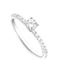 Anel Cravejado em Prata 950 | Brilho e Sofisticação em Cada Detalhe