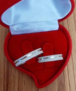 Alianças Finas De Compromisso Prata Em Aço Cirúrgico 4mm Diamantado 1 Friso lateral