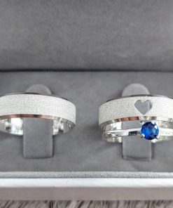 Alianças de Namoro 6mm em Prata 950 | Modelo Chanfrado | Todo Diamantado | Feminina com Coração Vazado