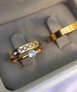 Par De Alianças Aço Cirúrgico Banhado A Ouro 18k 4mm - 5 pedras