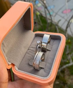 Alianças De Namoro Em Aço Cirúrgico 8mm Diamantado Modelo Pérola