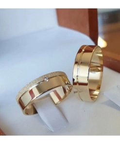 Alianças de Casamento 6mm | Moeda Antiga | Semi Anatômicas | Friso Lateral Diamantado | Banhado a Ouro 18K