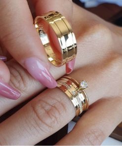 Alianças de Casamento 8mm | Modelo Rayssa | Semi Anatômicas | Feminina com 15 Pedras de Zircônia