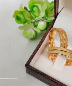 Par De Alianças Aço Cirurgico Banhado A Ouro 18k - 6mm Fosco