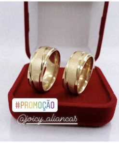Par De Alianças Aço Cirúrgico Banhado A Ouro 18k - 8mm - Fosco MOD 58