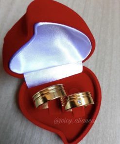 Par De Alianças Aço Cirúrgico Banhado A Ouro 18k - 8mm - Liso Mod 84