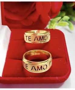 Par De Alianças Aço Cirúrgico Banhado A Ouro 18k - 8mm - Fosco Te Amo MOD 90