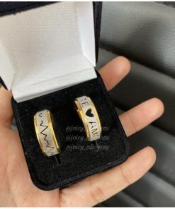 Par De Alianças Prata eEm Aço Cirúrgico 8mm Te Amo Fosco Banhado A Ouro 18k