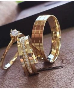 Alianças de Casamento 6mm | Modelo Martina | Feminina com 15 Pedras de Zircônia | Banhado a Ouro 18K